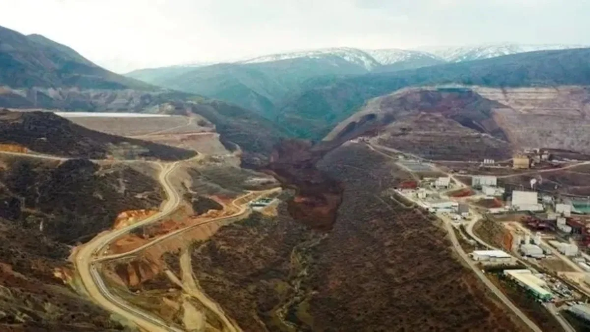 İliç’teki heyelana ilişkin ÇED raporunu onaylayanlar hakkında kovuşturmaya yer olmadığına karar verildi