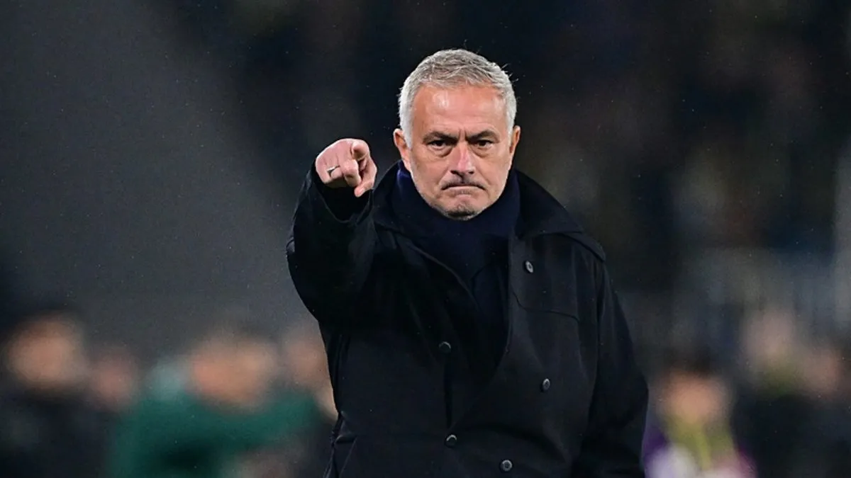 Jose Mourinho’dan Beşiktaş ve Dursun Özbek açıklaması!