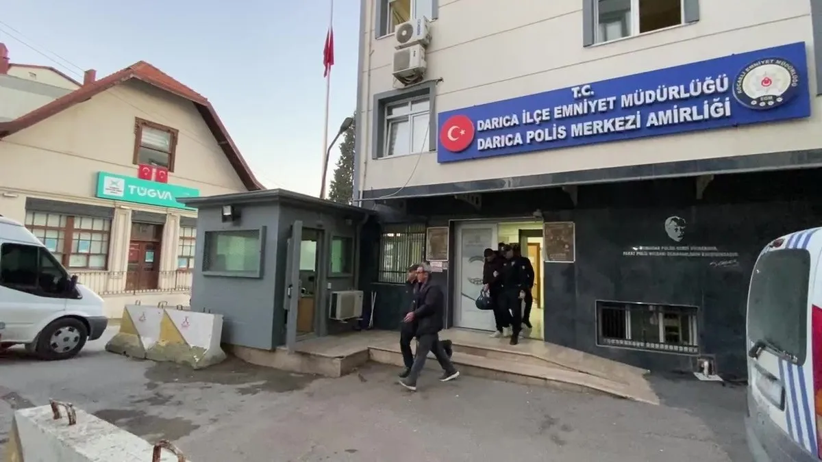 Kandıra Cezaevi’ne sevk: Kocaeli’de aranan 3 kişi yakalandı