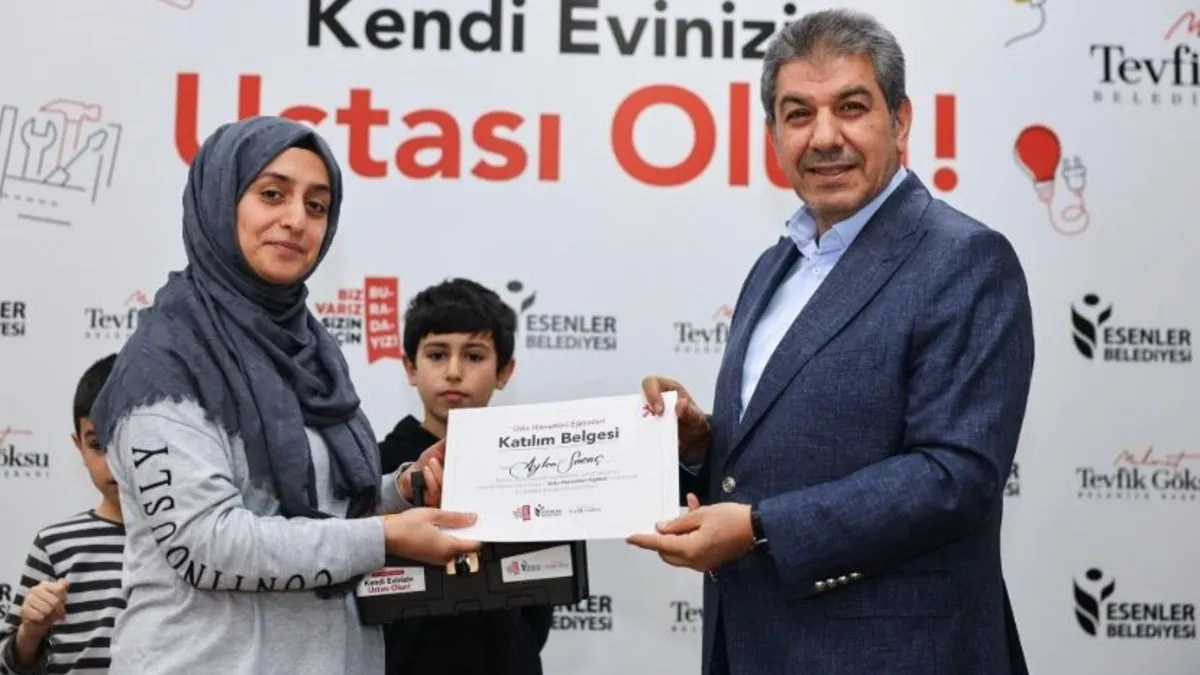 “Kendi Evinizin Ustası Olun” projesi ilk mezunlarını verdi