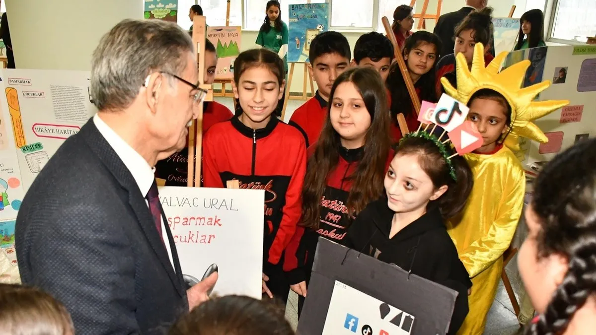 “Medeniyetimize mensubum diyen yazarları okumalıyız”