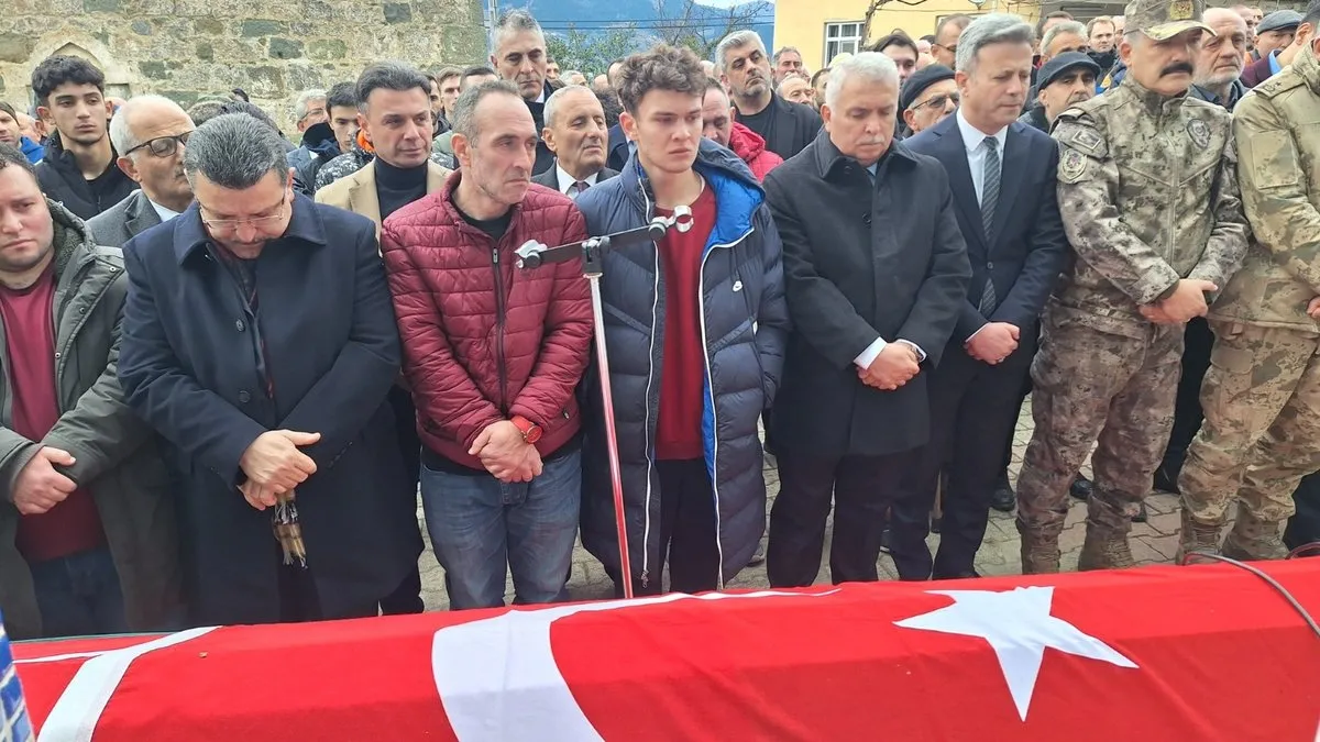 Erzurum’daki çığ faciasında hayatını kaybetmişti: Milli Judocu Emre Yazgan son yolculuğuna uğurlandı