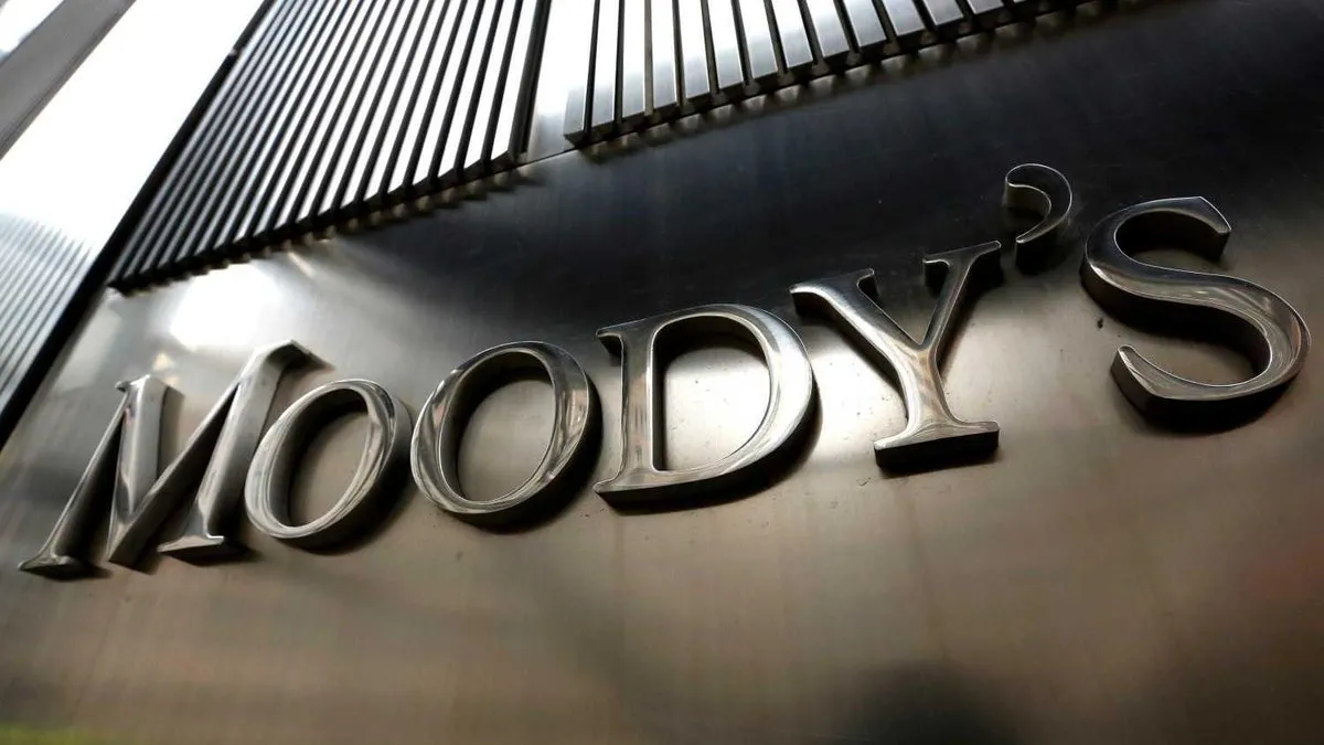 Moody’s Fransa’nın kredi notunu düşürdü