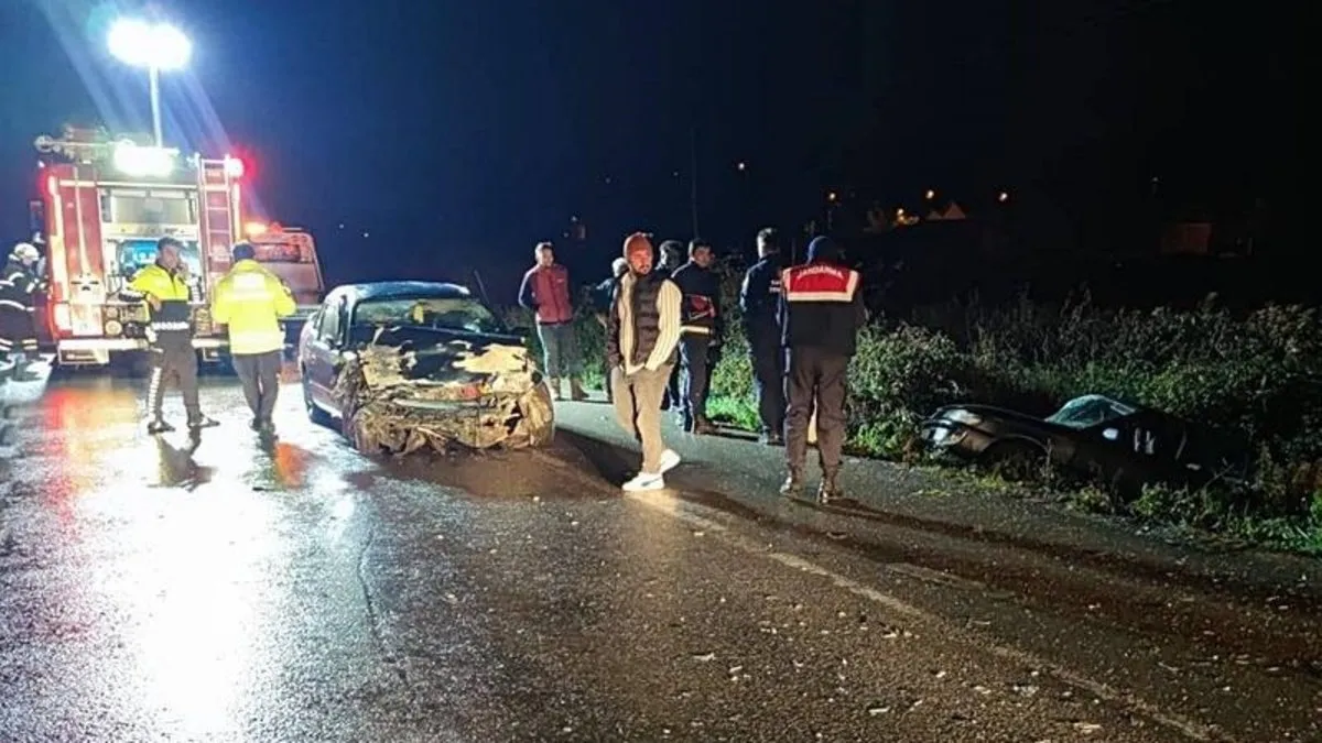 Samsun’da iki otomobil çarpıştı: 1 ölü, 4 yaralı