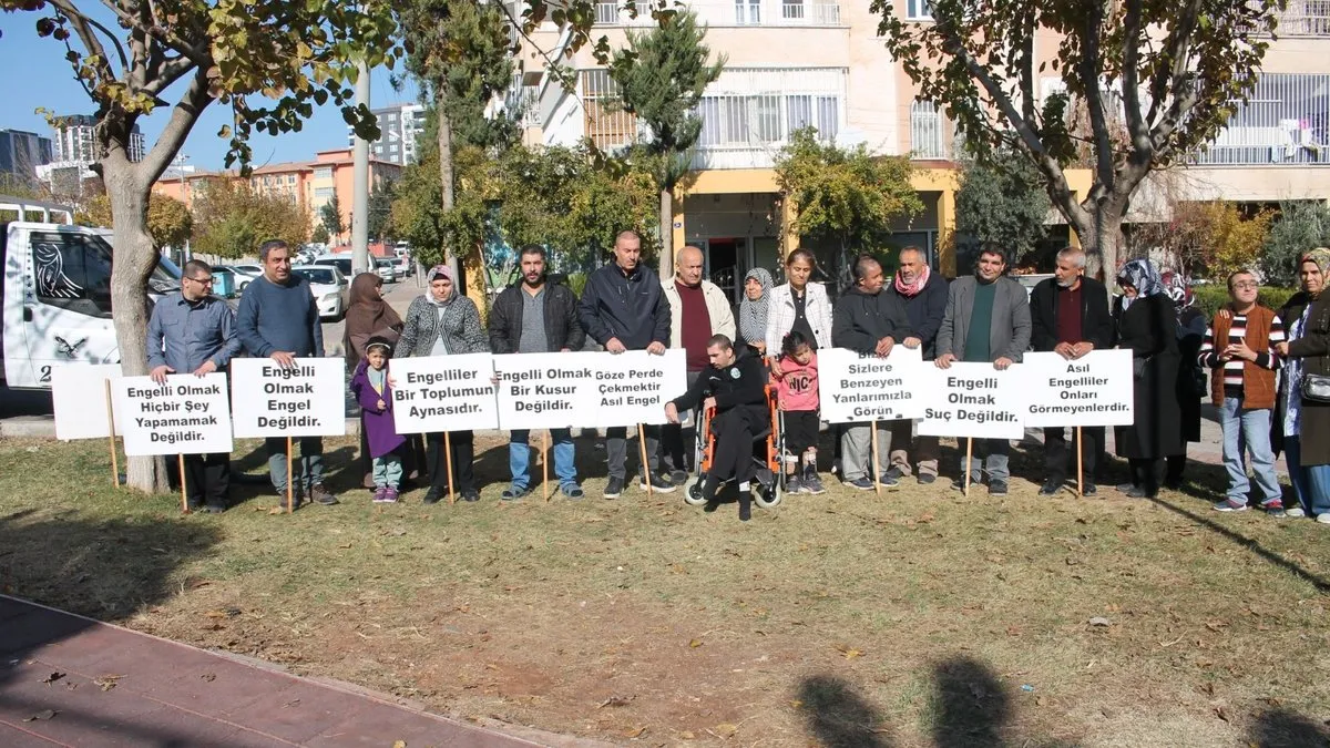 Şanlıurfa’da 3 Aralık dünya engelliler gününde bir araya geldiler