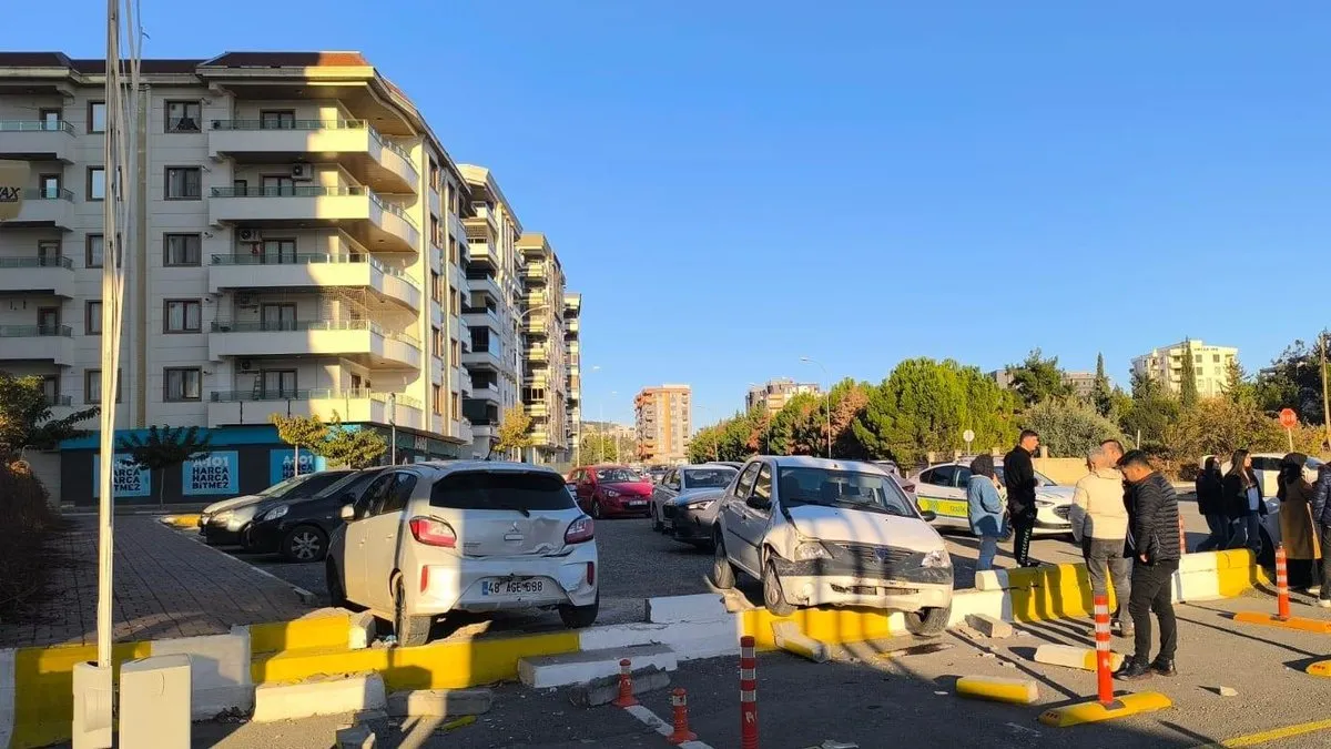 Şanlıurfa’da zincirleme kaza: 3 araç çarpıştı