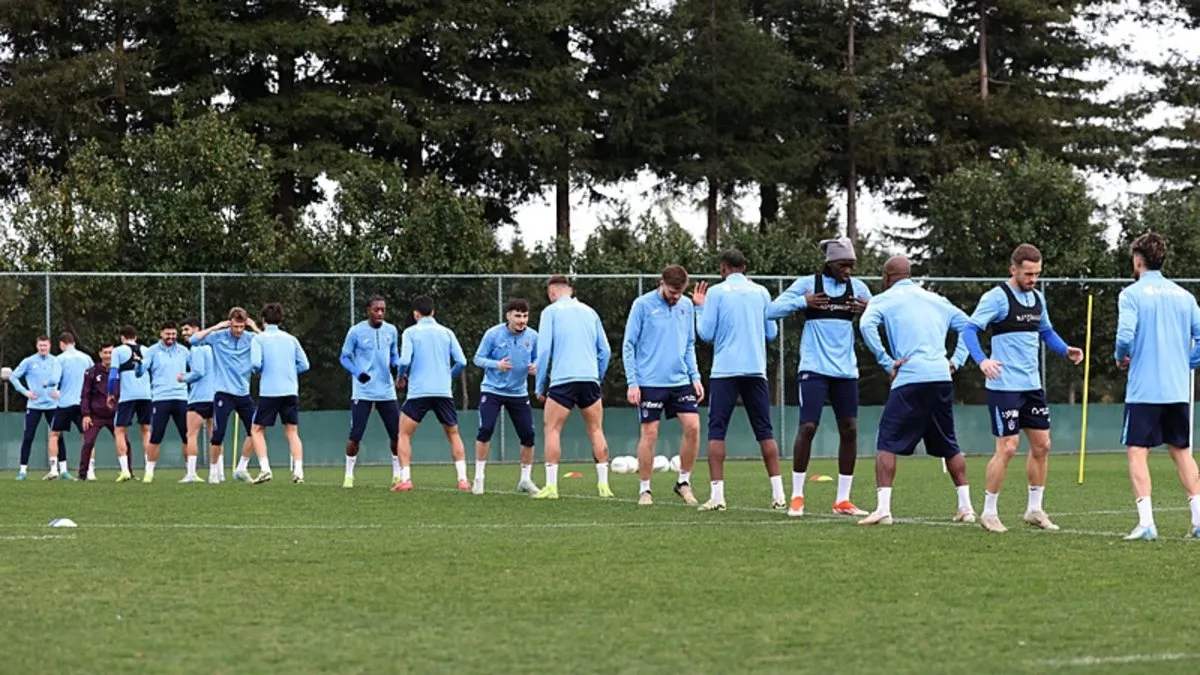 Trabzonspor’da Galatasaray maçı hazırlıkları sürüyor!