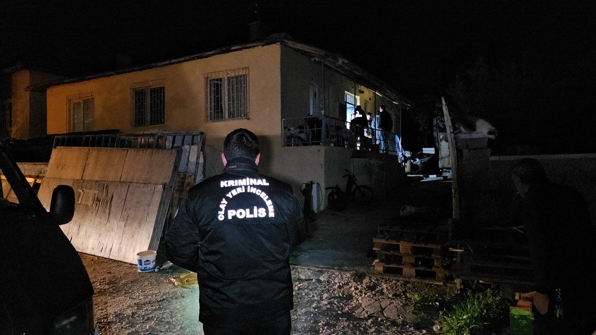 Çorum’da bir kişi evinin bahçesinde silahlı saldırıya uğradı