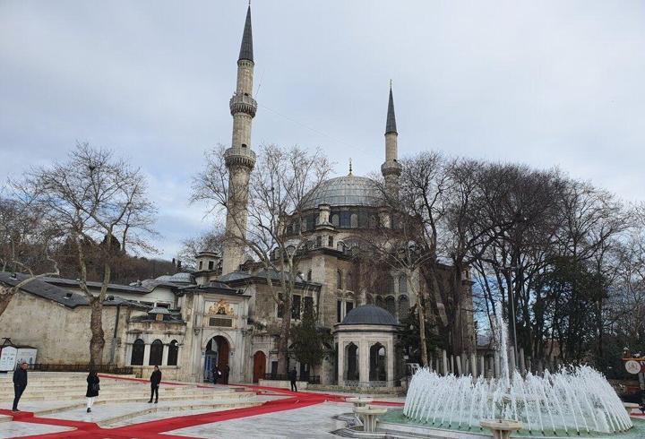 Eyüp Sultan Camii Nerede, Nasıl Gidilir? Eyüp Sultan Camii Hakkında Bilinmesi Gerekenler