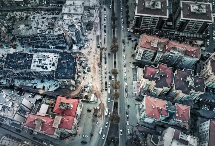 Rüyada deprem olduğunu görmek ne anlama gelir? Rüyada deprem yaşamak, hissetmek neye yorumlanır?