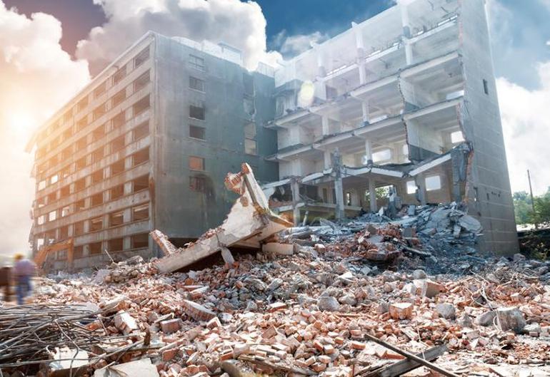 Rüyada deprem olduğunu görmek ne anlama gelir Rüyada deprem yaşamak, hissetmek neye yorumlanır