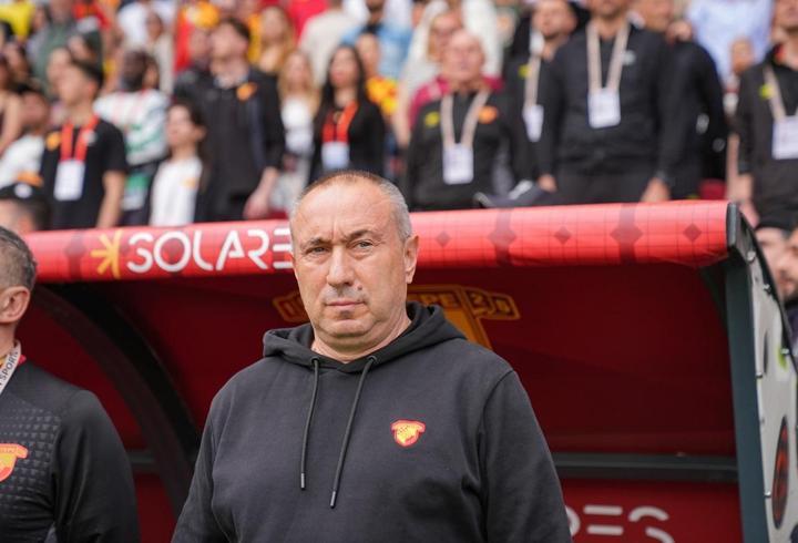 Göztepe yönetimi, Stoilov’un raporunu bekliyor