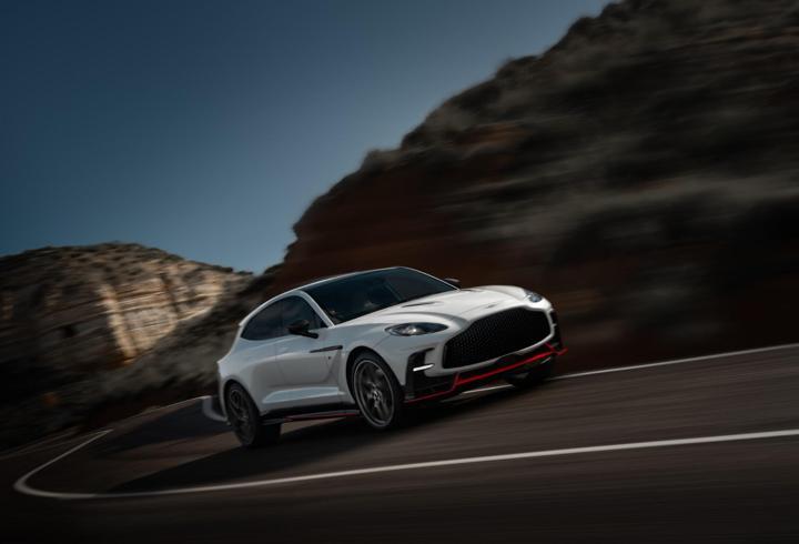 Aston Martin DBX S SUV ‘u yollara çıkarıyor
