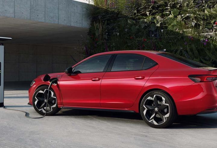 Škoda’nın Elektrikli Modelleri Türkiye Yollarına Çıkıyor