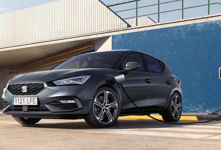 Plug-in Hybrid Leon 204 beygire sahip