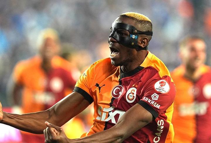 Victor Osimhen, Galatasaray’da kalacak mı? Açıklama geldi