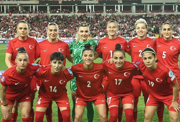UEFA Uluslar Ligi maçları öncesi, A Milli Kadın Futbol Takımı’nın kadrosu açıklandı
