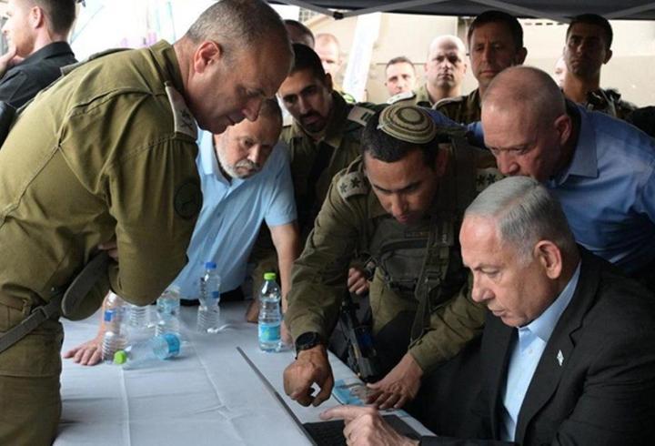 Karşıt sesler yükselmeye devam ediyor! “Netanyahu geleceğimizi Gazze’nin kumlarına gömüyor”