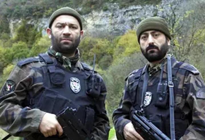 Arka Sokaklar Cevher Şanlı kimdir? Nail Kırmızıgül canlandırıyor! Nail Kırmızıgül kaç yaşında?