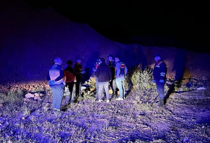 İznik’te kaçak kazı yapan defineciler göçük altında kaldı