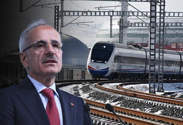 Bakan Uraloğlu’ndan süper hızlı tren projesi açıklaması: “Ankara-İstanbul arası 80 dakikaya inecek”