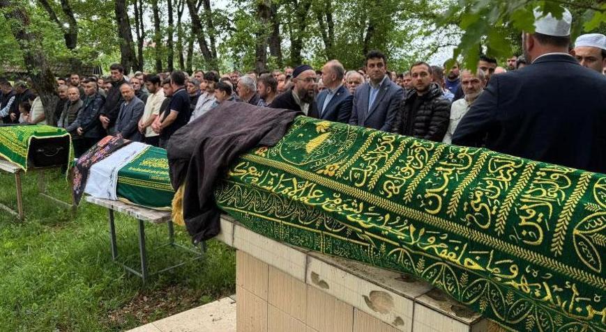 Miras kavgası katliamla bitti! Karı, koca ve oğlu yan yana defnedildi