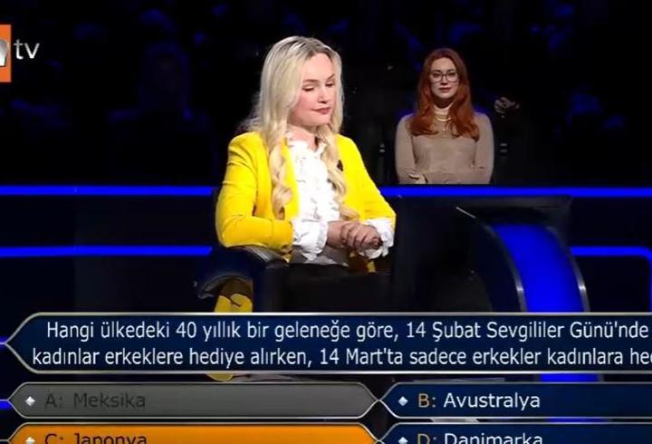 Japonya’da ilginç Sevgililerin günü geleneği: 14 Şubat’ta kadınlar erkeğe hediye alıyor! 14 Mart’ta erkekler kadınlara hediye alıyor!