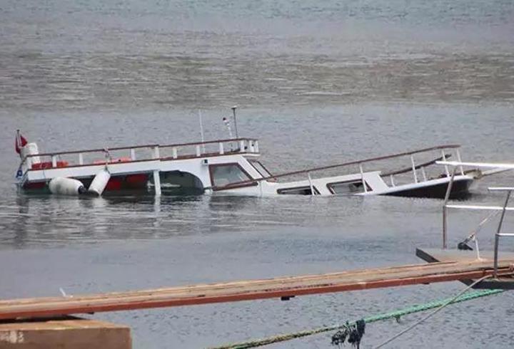 Nijerya’da yolcu teknesi battı: 37 ölü