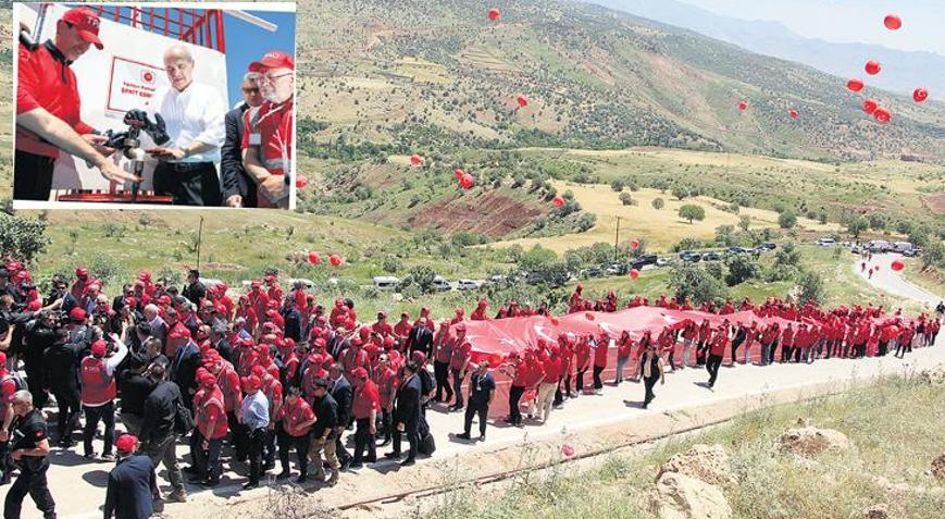 Gabar Dağı’nda kortej yürüyüşü