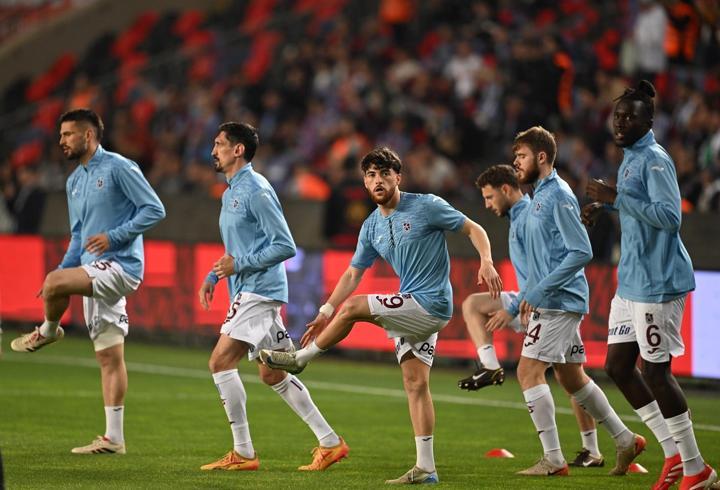 Trabzonspor, uzun yıllar sonra gelen şampiyonluk sonrası düşüşe geçti
