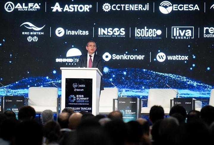 Enerjide “süper izin torba kanunu”nun bu hafta Meclis’e sevk edilmesi bekleniyor