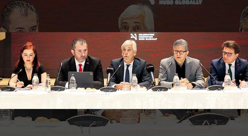 ‘Teknolojide Türkiye bölgede yıldız ülke’