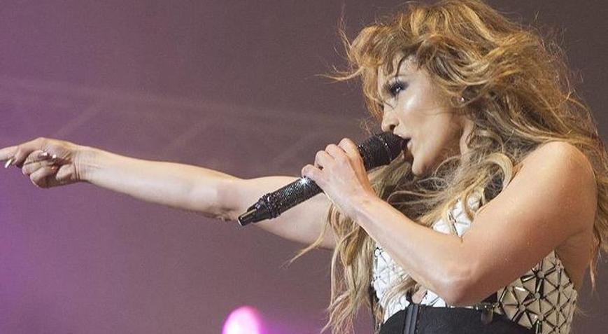 Jennifer Lopez çılgınlığı! Konser fiyatı dudak uçuklattı