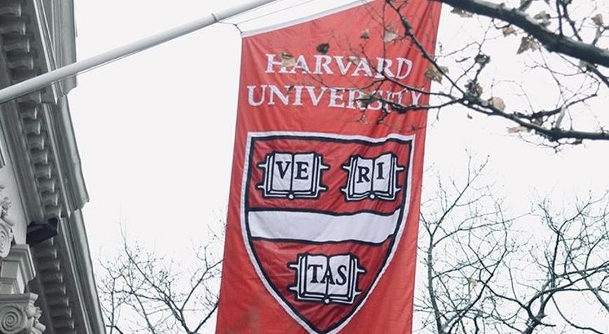 Harvard, Trump yönetiminin uluslararası öğrenci programını durdurma planını kınadı