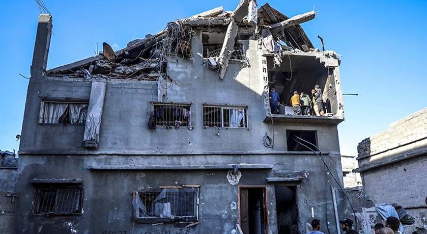 İsrail’in Gazze’ye saldırılarında can kaybı 53 bin 901’e çıktı