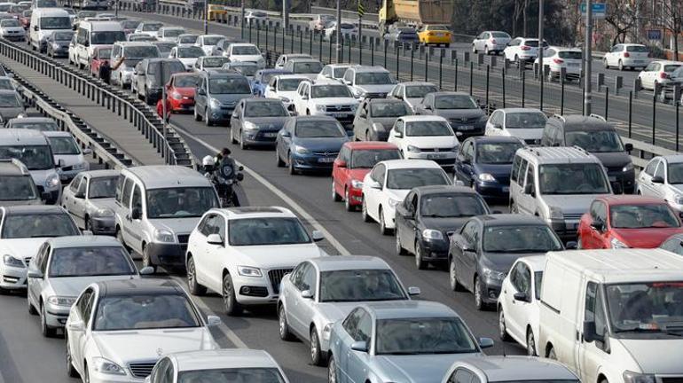 Trafikte caydırıcı adım: ceza miktarları yüzde 300 artıyor