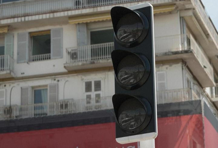 Fransa’da elektrik kesintisi: Kundaklama şüphesi gündemde