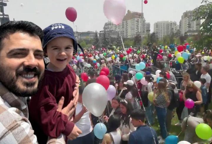 Kanseri yenen küçük Asaf’ın balonları gökyüzünde! “Bizim fazla çevremiz yok” diye seslenen babanın çağrısını duyan binlerce vatandaş akın etti…
