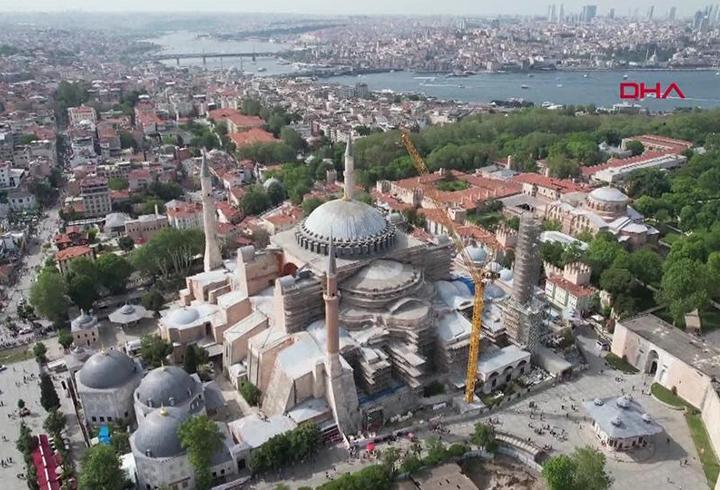 Ayasofya’nın ana kubbesi yenileniyor