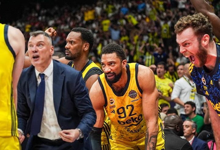 Fenerbahçe Beko, 2’nci kez Avrupa’nın zirvesinde! Sarunas Jasikevicius ilk kez…