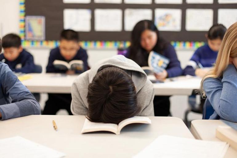 DEHB (ADHD) Nedir DEHB Belirtileri Nelerdir Teşhisi ve Tedavisi