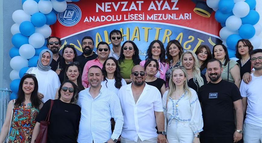 25 yıl sonra bir araya geldiler! ’15-16 yaşlarımıza döndük’