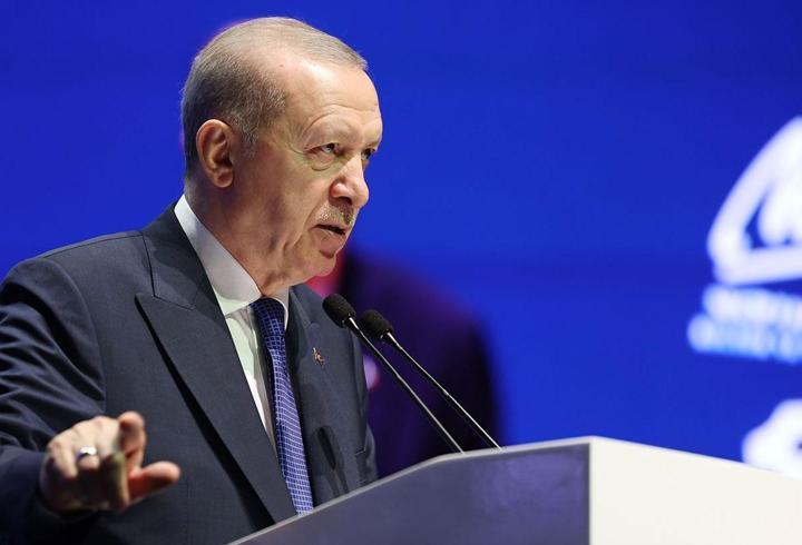 SON DAKİKA… Cumhurbaşkanı Erdoğan, Etik Eğitimi ve Etik Eğiticisi Yetiştirilmesi İşbirliği Protokolü İmza Töreni’nde konuşuyor