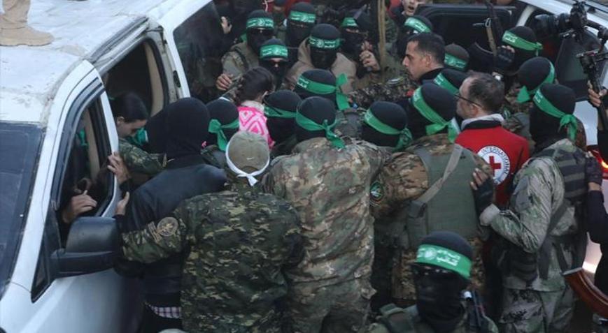 İsrail’in aylarca alıkoyduğu bazı Gazzeliler serbest bırakıldı