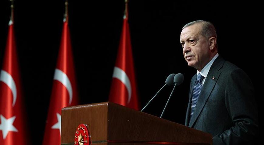 Son dakika! Cumhurbaşkanı Erdoğan: Son dönemde yürütülen tahkikatları gayet olumlu karşılıyoruz