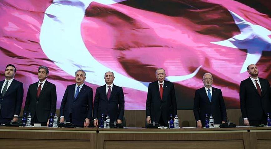 Erdoğan talimat vermişti: Yeni anayasa çalışmasında 10 isim belli oldu
