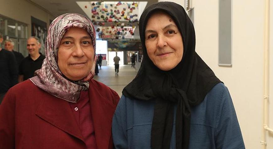 Lise arkadaşı dünürler, üniversitede de aynı sınıfı paylaştı