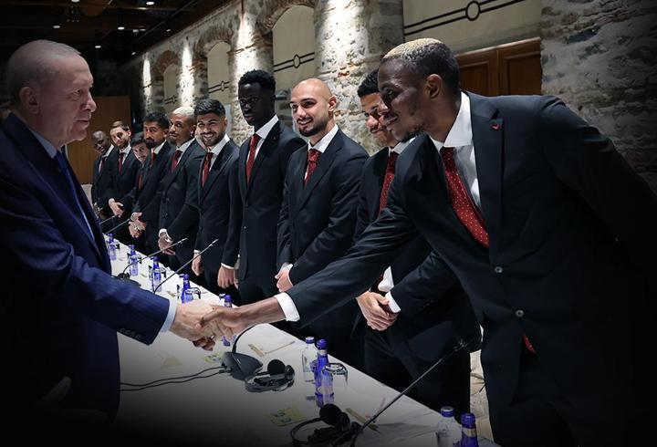 Cumhurbaşkanı Erdoğan, Süper Lig Şampiyonu Galatasaray’ı Kabul Etti