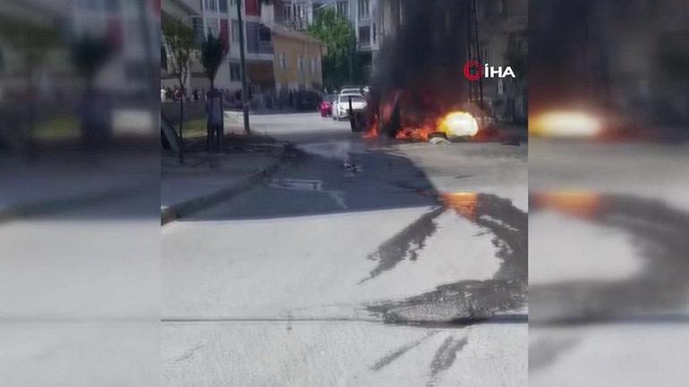 Park halindeki araç alev alev yandı