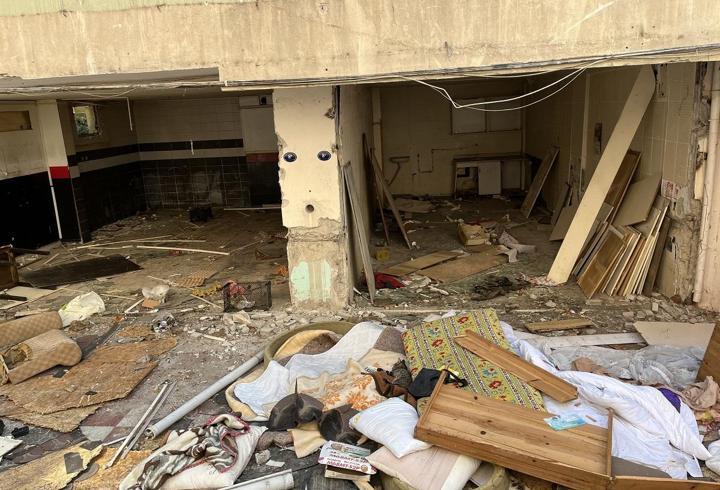 İzmir’de Metruk bir binadan çıkanlar şoke etti, ekipler harekete geçti